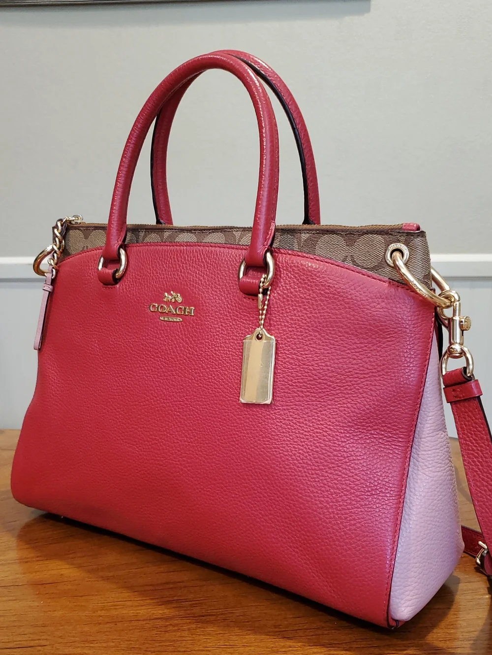 Like NEW Coach Signature Colorblock Mia Satchel
